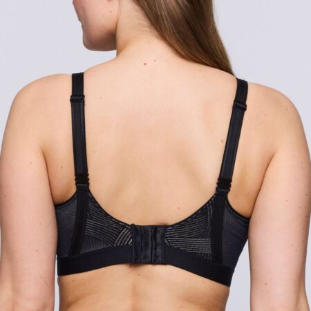 The Game Sports Bra Back